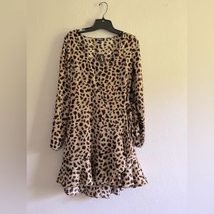Long sleeve leopard print mini dress